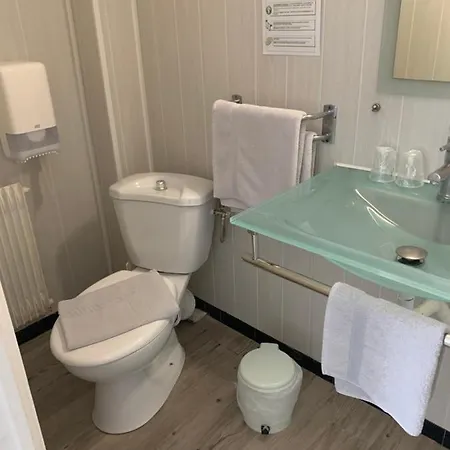 Le Canetois Hotel 2*